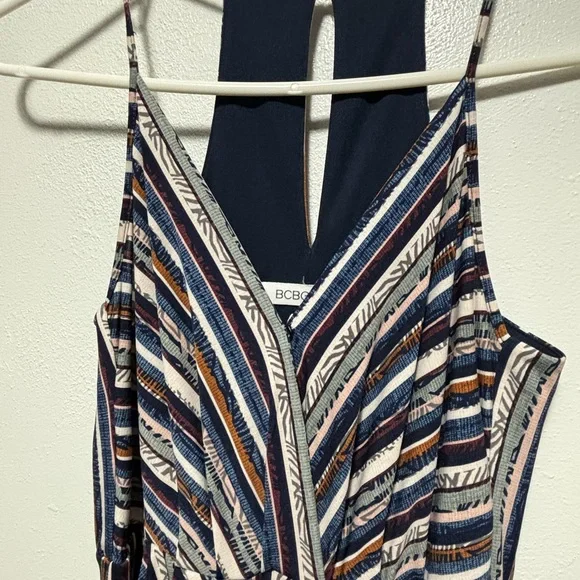 BCBG Generation Dress w Pockets - Picture 6 of 9